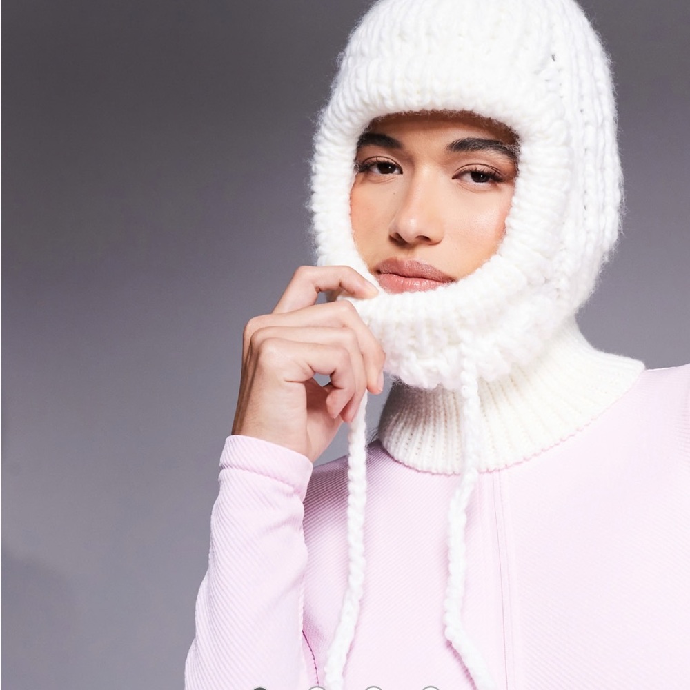 Women's White Knit Balaclava